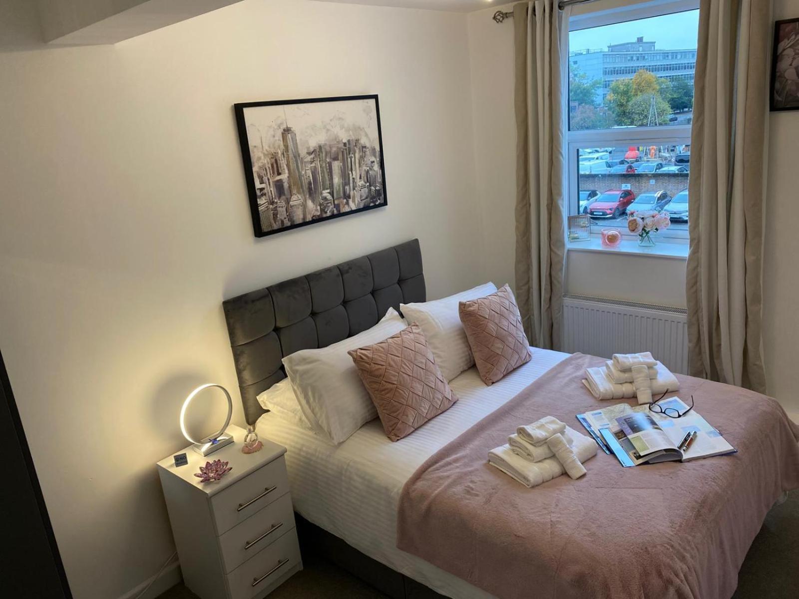 Stylish Apartment In Watford Watford  Zewnętrze zdjęcie